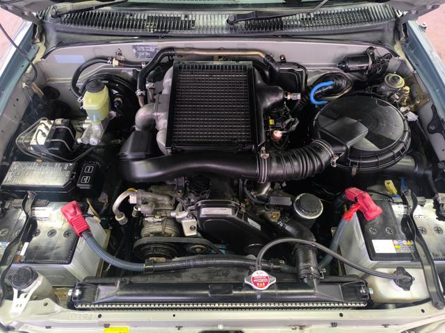 ハイラックスサーフ 　全塗装済み　ナロー仕様　リフトアップ　　ＫＳオリジナルＡＷ　ＢＦＡＴタイヤ　社外メッシュグリル　カロッツェリア製ディスプレイオーディオ　バックカメラ　ドライブレコーダー　ＥＴＣ（7枚目）