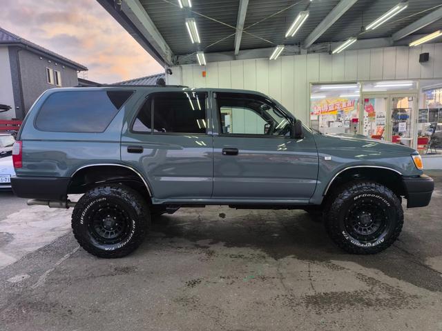 ハイラックスサーフ 　全塗装済み　ナロー仕様　リフトアップ　　ＫＳオリジナルＡＷ　ＢＦＡＴタイヤ　社外メッシュグリル　カロッツェリア製ディスプレイオーディオ　バックカメラ　ドライブレコーダー　ＥＴＣ（13枚目）