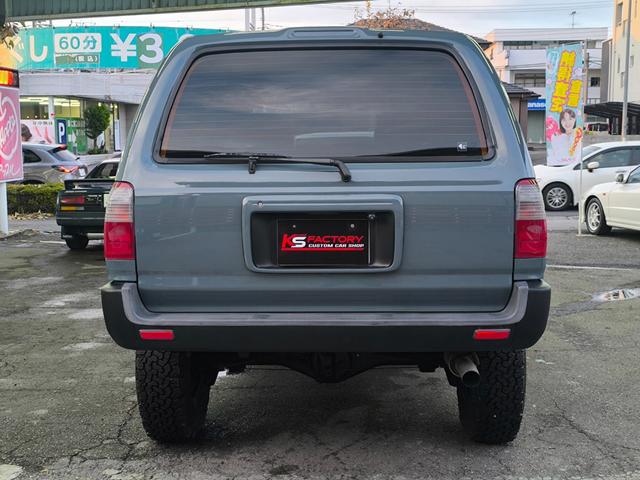 ハイラックスサーフ 　全塗装済み　ナロー仕様　リフトアップ　　ＫＳオリジナルＡＷ　ＢＦＡＴタイヤ　社外メッシュグリル　カロッツェリア製ディスプレイオーディオ　バックカメラ　ドライブレコーダー　ＥＴＣ（14枚目）