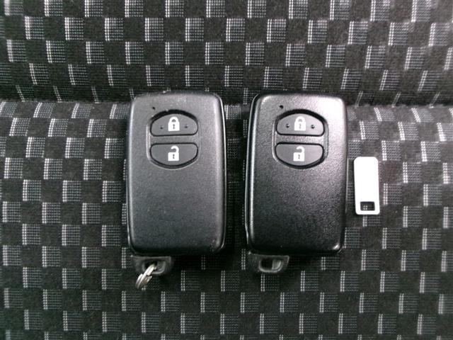 アクア クロスオーバー フルセグ メモリーナビ DVD再生 ミュージックプレイヤー接続可 バックカメラ 衝突被害軽減システム ETC ドラレコ LEDヘッドランプ 記録簿 アイドリングストップ(33枚目)