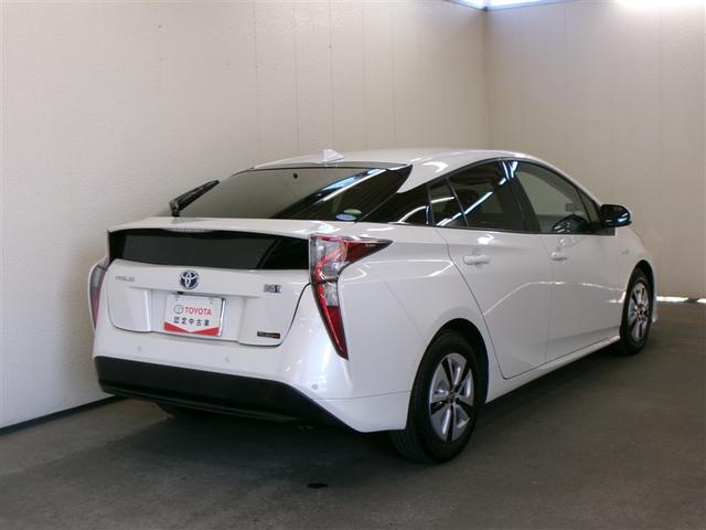 プリウス Ａ　フルセグ　メモリーナビ　ＤＶＤ再生　ミュージックプレイヤー接続可　バックカメラ　衝突被害軽減システム　ＥＴＣ　ドラレコ　ＬＥＤヘッドランプ　ワンオーナー　記録簿　アイドリングストップ（3枚目）