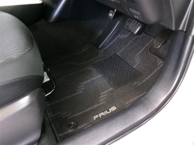 プリウス Ａ　フルセグ　メモリーナビ　ＤＶＤ再生　ミュージックプレイヤー接続可　バックカメラ　衝突被害軽減システム　ＥＴＣ　ドラレコ　ＬＥＤヘッドランプ　ワンオーナー　記録簿　アイドリングストップ（6枚目）