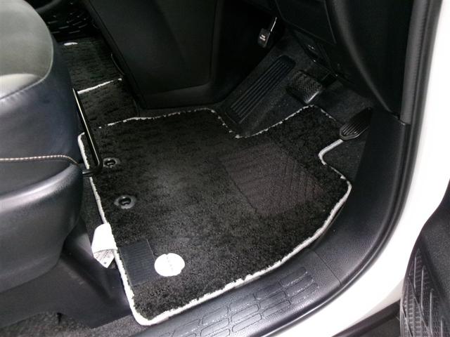 ノア Si ダブルバイビー フルセグ メモリーナビ DVD再生 ミュージックプレイヤー接続可 バックカメラ 衝突被害軽減システム ETC ドラレコ 両側電動スライド LEDヘッドランプ ウオークスルー 乗車定員7人 3列シート(7枚目)