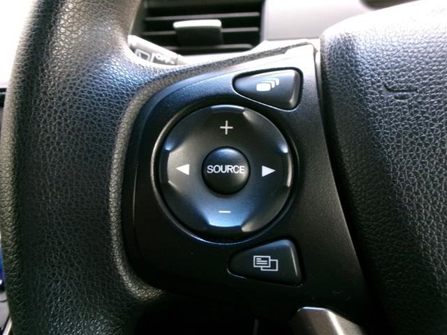 フリードハイブリッド ハイブリッド・G フルセグ メモリーナビ DVD再生 ミュージックプレイヤー接続可 バックカメラ 衝突被害軽減システム ETC ドラレコ 両側電動スライド LEDヘッドランプ ウオークスルー 乗車定員6人 3列シート(19枚目)