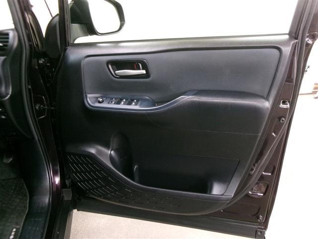 ヴォクシー ＺＳ　フルセグ　メモリーナビ　ＤＶＤ再生　ミュージックプレイヤー接続可　バックカメラ　ＥＴＣ　電動スライドドア　ＬＥＤヘッドランプ　乗車定員７人　３列シート　記録簿　アイドリングストップ（8枚目）