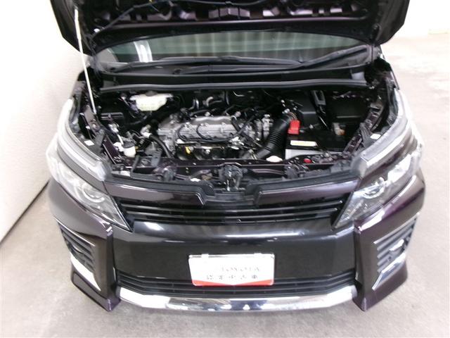 ヴォクシー ＺＳ　フルセグ　メモリーナビ　ＤＶＤ再生　ミュージックプレイヤー接続可　バックカメラ　ＥＴＣ　電動スライドドア　ＬＥＤヘッドランプ　乗車定員７人　３列シート　記録簿　アイドリングストップ（24枚目）