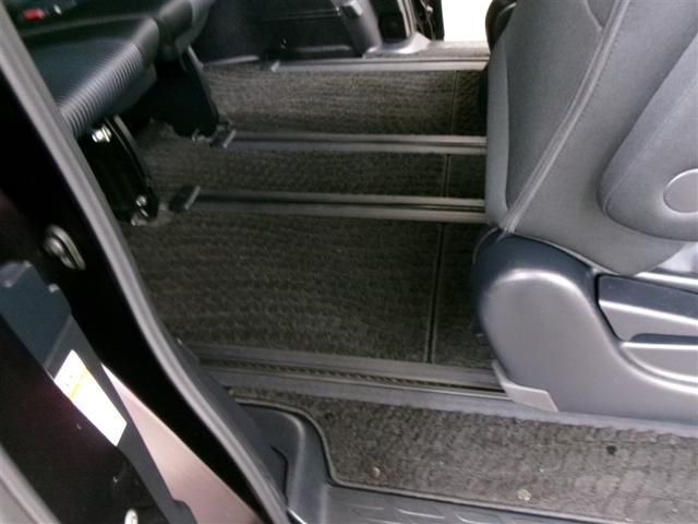 ヴォクシー ＺＳ　フルセグ　メモリーナビ　ＤＶＤ再生　ミュージックプレイヤー接続可　バックカメラ　ＥＴＣ　電動スライドドア　ＬＥＤヘッドランプ　乗車定員７人　３列シート　記録簿　アイドリングストップ（36枚目）