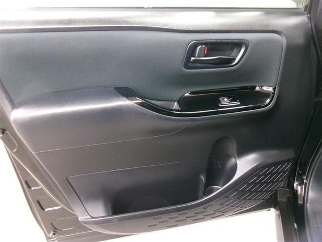 ノア Si フルセグ メモリーナビ DVD再生 ミュージックプレイヤー接続可 バックカメラ 衝突被害軽減システム ETC 両側電動スライド LEDヘッドランプ ウオークスルー 乗車定員7人 3列シート 記録簿(9枚目)