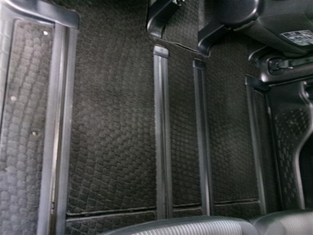 ノア Si フルセグ メモリーナビ DVD再生 ミュージックプレイヤー接続可 バックカメラ 衝突被害軽減システム ETC 両側電動スライド LEDヘッドランプ ウオークスルー 乗車定員7人 3列シート 記録簿(11枚目)