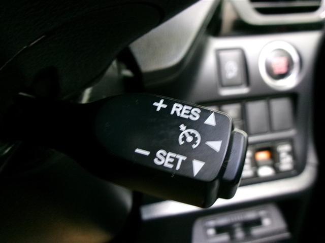 ノア Si フルセグ メモリーナビ DVD再生 ミュージックプレイヤー接続可 バックカメラ 衝突被害軽減システム ETC 両側電動スライド LEDヘッドランプ ウオークスルー 乗車定員7人 3列シート 記録簿(38枚目)