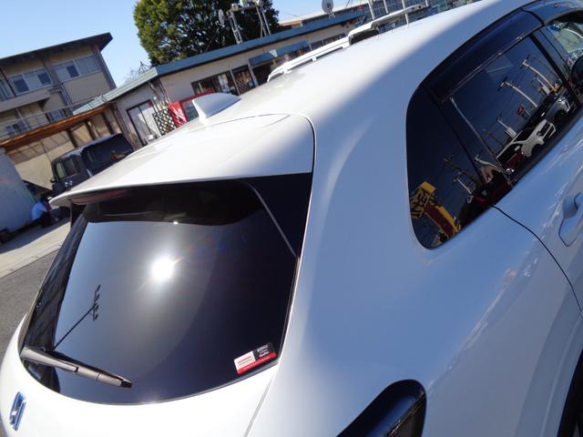 ＺＲ－Ｖ ｅ：ＨＥＶ　Ｚ　ホンダセンシング　９インチフルセグナビ　マルチビューカメラ　レーダークルーズコントロール　パドルシフト　ＥＴＣ２．０　レザーシート　ＢＯＳＥサウンド　前後ドライブレコーダー　パワーバックドア（27枚目）