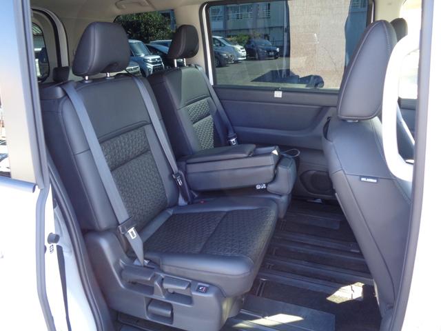 セレナ ｅ－パワー　ハイウェイスターＶ　雹凹有　エマージェンシーブレーキ　１２．３インチフルセグナビ　アラウンドビューモニター　両側電動スライドドア　プロパイロット　防水シート　ＥＴＣ２．０　前後ドライブレコーダー　ＡＣ１００Ｖ電源（18枚目）