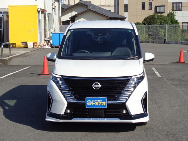 セレナ ｅ－パワー　ハイウェイスターＶ　雹凹有　エマージェンシーブレーキ　１２．３インチフルセグナビ　アラウンドビューモニター　両側電動スライドドア　プロパイロット　防水シート　ＥＴＣ２．０　前後ドライブレコーダー　ＡＣ１００Ｖ電源（69枚目）