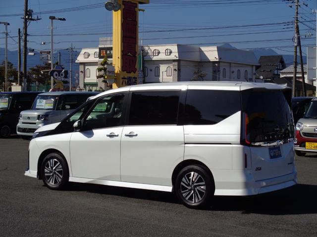 セレナ ｅ－パワー　ハイウェイスターＶ　雹凹有　エマージェンシーブレーキ　１２．３インチフルセグナビ　アラウンドビューモニター　両側電動スライドドア　プロパイロット　防水シート　ＥＴＣ２．０　前後ドライブレコーダー　ＡＣ１００Ｖ電源（73枚目）