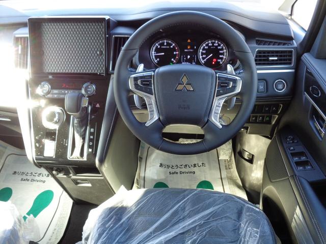 MITSUBISHI DELICA D:5 CHAMONIX