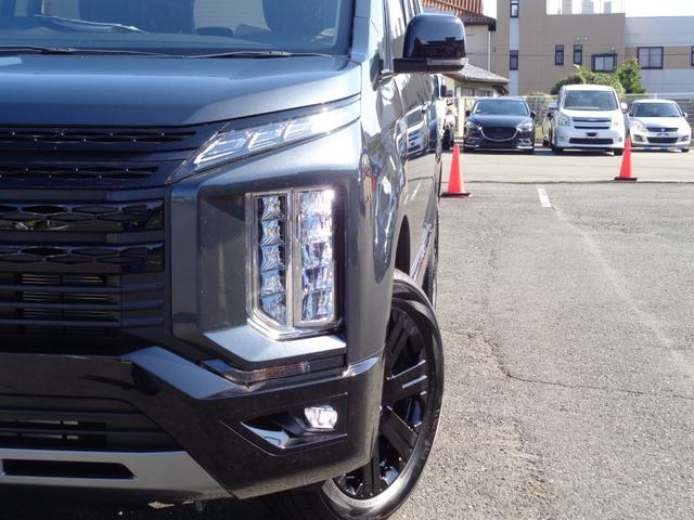 MITSUBISHI DELICA D:5 CHAMONIX