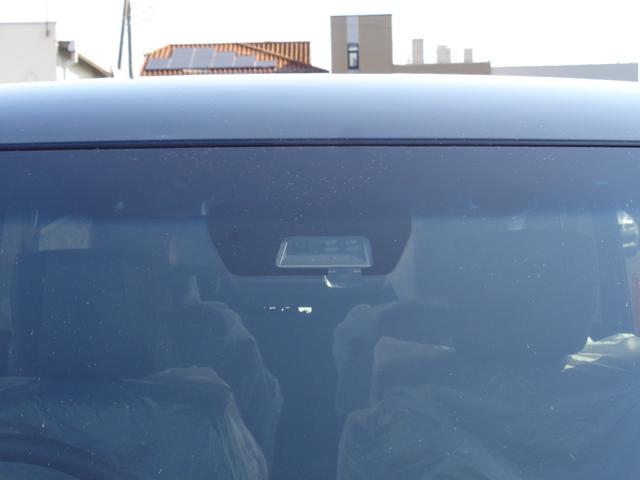 MITSUBISHI DELICA D:5 CHAMONIX