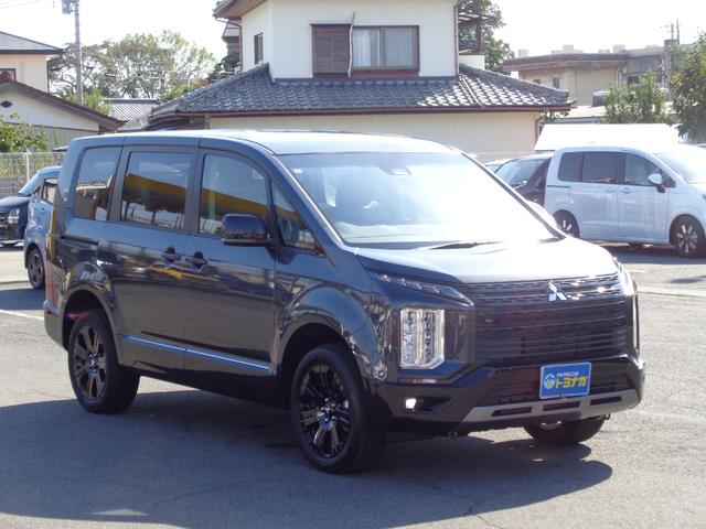 MITSUBISHI DELICA D:5 CHAMONIX