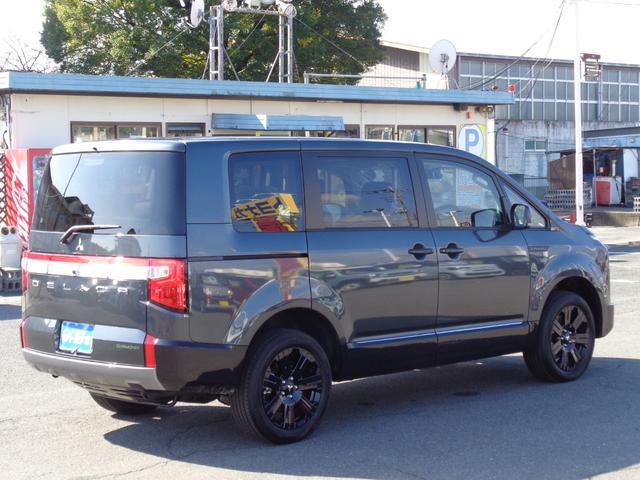 MITSUBISHI DELICA D:5 CHAMONIX