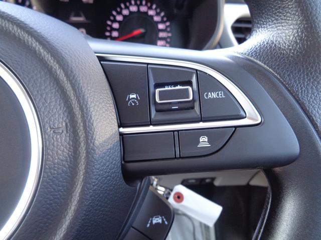 スイフト ハイブリッドＭＸ　デュアルセンサーブレーキＩＩ　全方位モニター付９インチコネクト機能付フルセグナビ　ＬＥＤヘッドライト　レーダークルーズコントロール　コーナーセンサー　シートヒーター　セキュリティアラーム（10枚目）