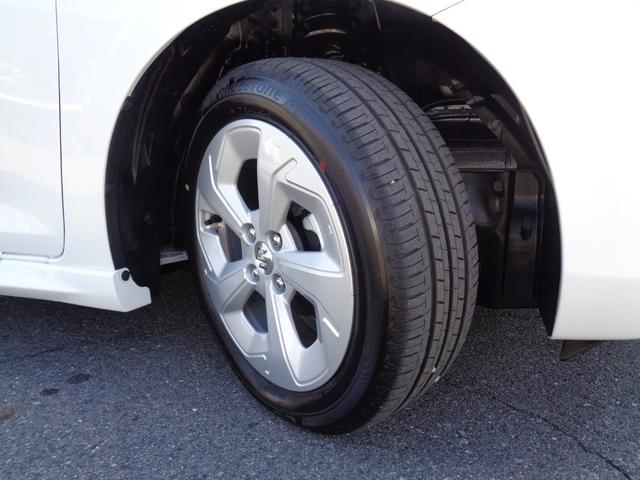 スイフト ハイブリッドＭＸ　デュアルセンサーブレーキＩＩ　全方位モニター付９インチコネクト機能付フルセグナビ　ＬＥＤヘッドライト　レーダークルーズコントロール　コーナーセンサー　シートヒーター　セキュリティアラーム（15枚目）