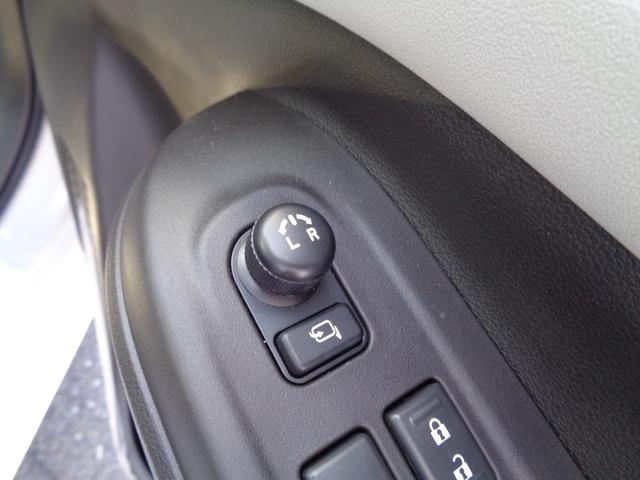 スイフト ハイブリッドＭＸ　デュアルセンサーブレーキＩＩ　全方位モニター付９インチコネクト機能付フルセグナビ　ＬＥＤヘッドライト　レーダークルーズコントロール　コーナーセンサー　シートヒーター　セキュリティアラーム（35枚目）