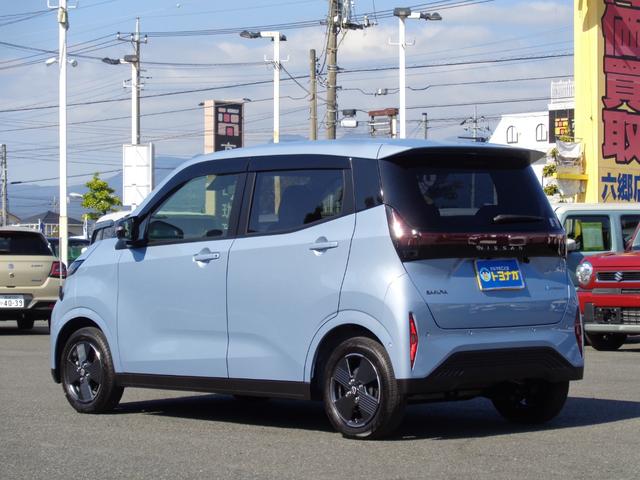 NISSAN SAKURA X