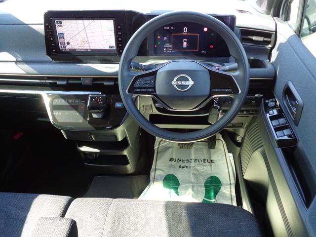 NISSAN SAKURA X