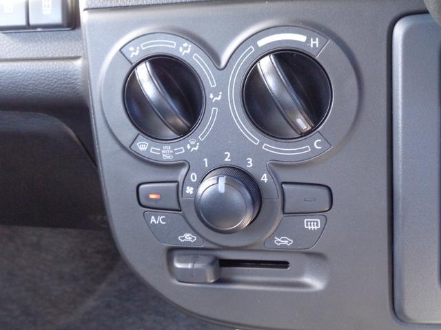 アルト L バックアイカメラ スズキコネクト対応通信機装着車 デュアルセンサーブレーキII キーレスエントリー オートライト シートヒーター コーナーセンサー セキュリティアラーム カーテンエアバッグ(6枚目)