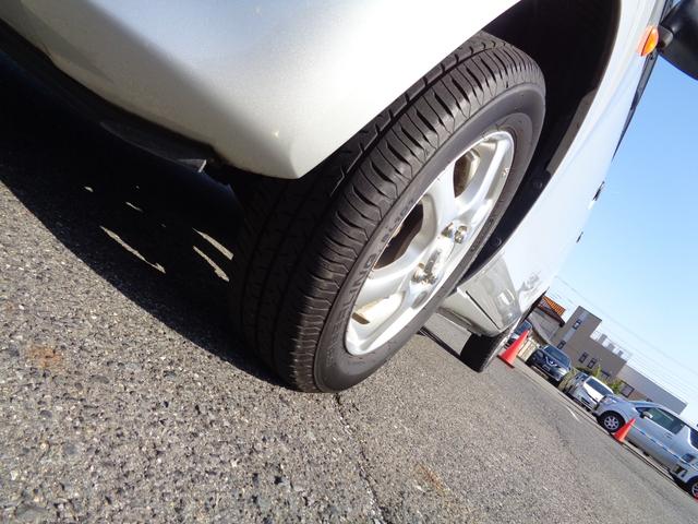 アルト Ｆ　小雹凹　地デジメモリーナビ　キーレスエントリー　ＥＴＣ　ドライブレコーダー　ＭＴモード　横滑防止装置　セキュリティアラーム　フロアマット　ドアバイザー　社外アルミ（23枚目）