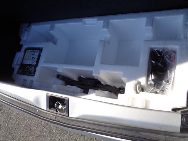 アルト Ｆ　小雹凹　地デジメモリーナビ　キーレスエントリー　ＥＴＣ　ドライブレコーダー　ＭＴモード　横滑防止装置　セキュリティアラーム　フロアマット　ドアバイザー　社外アルミ（29枚目）