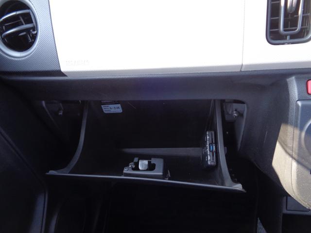 アルト Ｆ　小雹凹　地デジメモリーナビ　キーレスエントリー　ＥＴＣ　ドライブレコーダー　ＭＴモード　横滑防止装置　セキュリティアラーム　フロアマット　ドアバイザー　社外アルミ（35枚目）