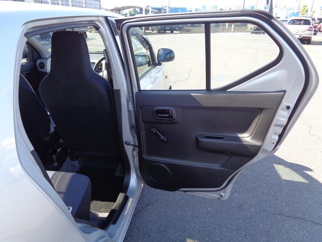 アルト Ｆ　小雹凹　地デジメモリーナビ　キーレスエントリー　ＥＴＣ　ドライブレコーダー　ＭＴモード　横滑防止装置　セキュリティアラーム　フロアマット　ドアバイザー　社外アルミ（47枚目）