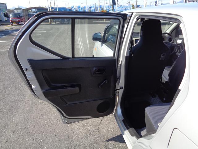 アルト Ｆ　小雹凹　地デジメモリーナビ　キーレスエントリー　ＥＴＣ　ドライブレコーダー　ＭＴモード　横滑防止装置　セキュリティアラーム　フロアマット　ドアバイザー　社外アルミ（48枚目）