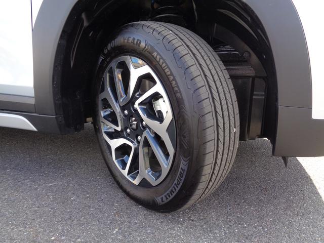 フロンクス ベースグレード　デュアルセンサーブレーキＩＩ　９インチコネクト対応フルセグメモリーナビ　全方位カメラ　レーダークルーズコントロール　ＬＥＤヘッドライト　シートヒーター　パドルシフト　ヘッドアップディスプレイ　ＥＴＣ（14枚目）