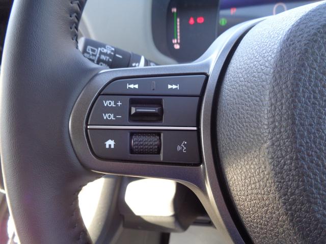 フリード ｅ：ＨＥＶクロスター　ホンダセンシング　９インチディスプレイオーディオ　バックカメラ　両側電動スライドドア　レーダークルーズコントロール　ＬＥＤヘッドライト　コーナーセンサー　シートヒーター　セキュリティアラーム（39枚目）