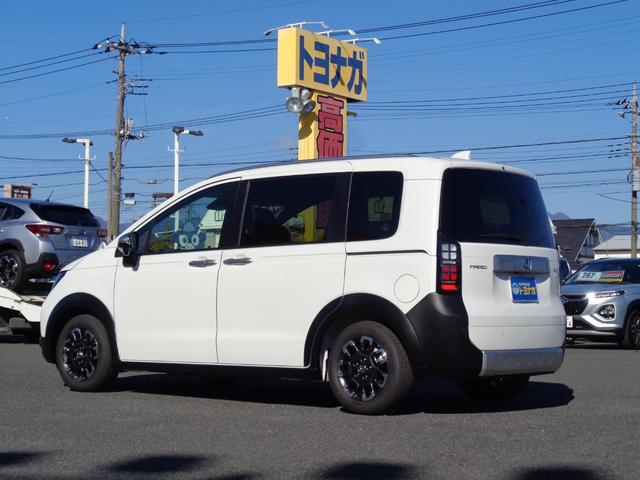 フリード ｅ：ＨＥＶクロスター　ホンダセンシング　９インチディスプレイオーディオ　バックカメラ　両側電動スライドドア　レーダークルーズコントロール　ＬＥＤヘッドライト　コーナーセンサー　シートヒーター　セキュリティアラーム（54枚目）