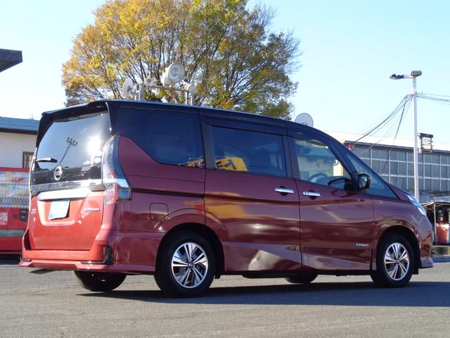 セレナ ｅ－パワー　ハイウェイスターＶ　エマージェンシーブレーキ　１０インチフルセグナビ　アラウンドビューモニター　後席モニター　プロパイロット　両側電動スライドドア　ＬＥＤヘッドライト　ＥＴＣ　コーナーセンサー　ドライブレコーダー（61枚目）