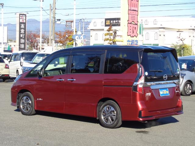 セレナ ｅ－パワー　ハイウェイスターＶ　エマージェンシーブレーキ　１０インチフルセグナビ　アラウンドビューモニター　後席モニター　プロパイロット　両側電動スライドドア　ＬＥＤヘッドライト　ＥＴＣ　コーナーセンサー　ドライブレコーダー（69枚目）