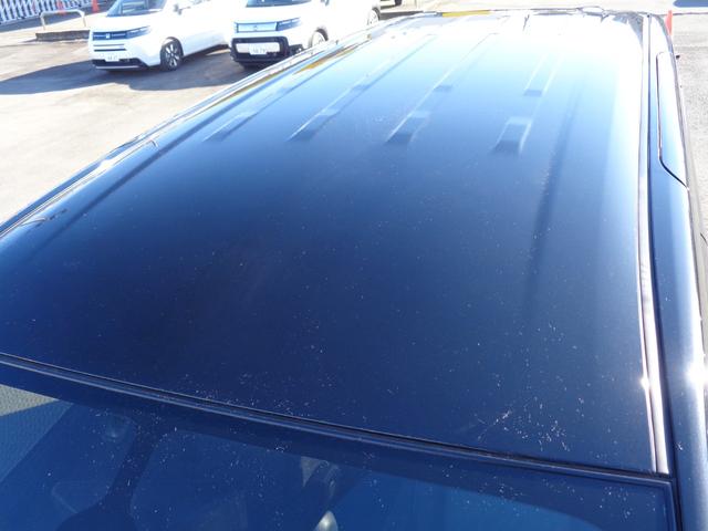 セレナ ｅ－パワー　ハイウェイスターＶ　エマージェンシーブレーキ　１０インチフルセグナビ　アラウンドビューモニター　後席モニター　プロパイロット　両側電動スライドドア　ＬＥＤヘッドライト　ＥＴＣ　コーナーセンサー　ドライブレコーダー（70枚目）