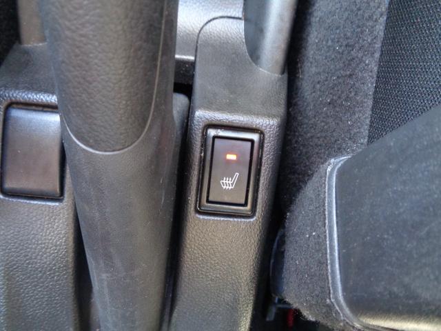 運転席シートヒーター！アクセスは、関越道前橋ＩＣ降りて約１５分！最寄駅はＪＲ東日本・両毛線、上越線・問屋町駅となります！ご連絡を頂ければ、送迎サービスＯＫ！