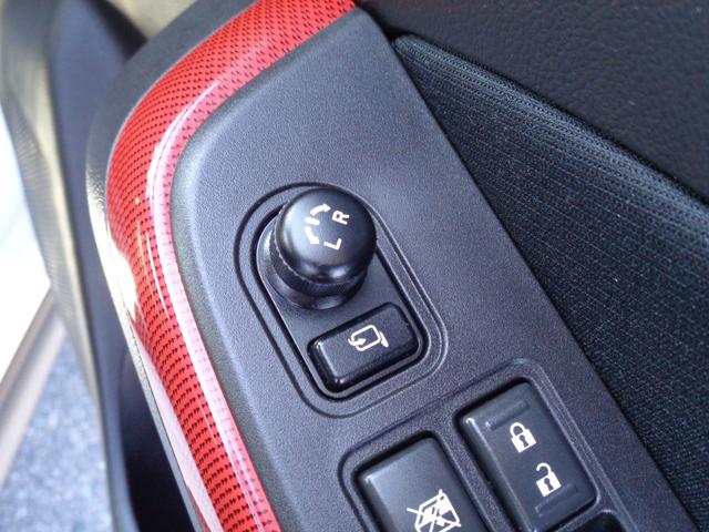 いざというときに安心の電動格納ドアミラー！駐車のときに閉じておけば安心ですね！試乗だけでも大歓迎です！まずは乗ってみなければ分かりませんね、その上でじっくりとご検討下さい！お気軽にどうぞ！