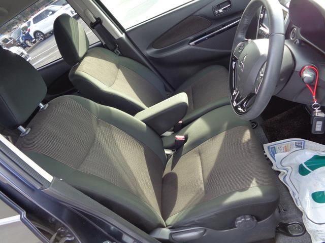 ｅＫカスタム Ｔセーフティパッケージ　雹凹有　ＦＣＭ　フルセグＳＤナビ　アラウンドビューモニター　ＨＩＤヘッドライト　クルーズコントロール　ＥＴＣ　シートヒーター　コーナーセンサー　キープッシュスタート　リアダークガラス　純正アルミ（12枚目）