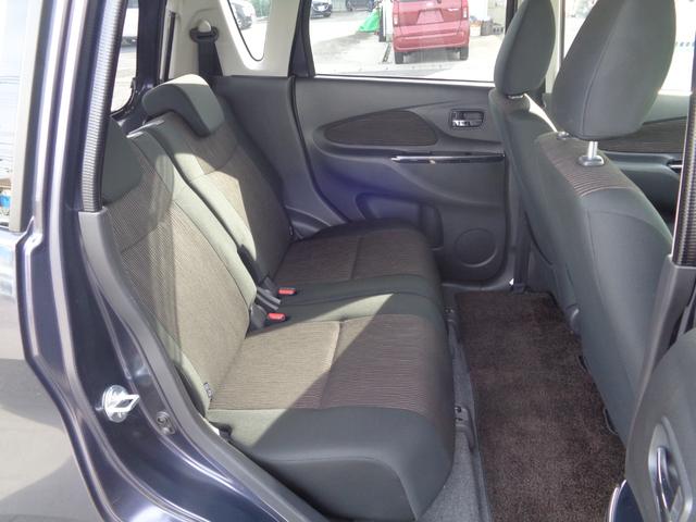 ｅＫカスタム Ｔセーフティパッケージ　雹凹有　ＦＣＭ　フルセグＳＤナビ　アラウンドビューモニター　ＨＩＤヘッドライト　クルーズコントロール　ＥＴＣ　シートヒーター　コーナーセンサー　キープッシュスタート　リアダークガラス　純正アルミ（17枚目）