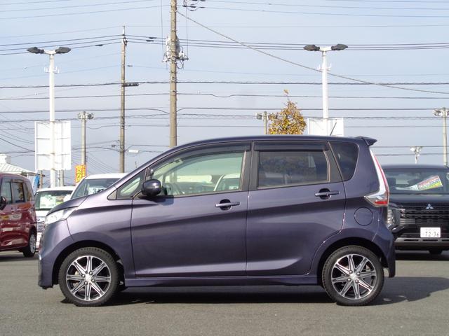 ｅＫカスタム Ｔセーフティパッケージ　雹凹有　ＦＣＭ　フルセグＳＤナビ　アラウンドビューモニター　ＨＩＤヘッドライト　クルーズコントロール　ＥＴＣ　シートヒーター　コーナーセンサー　キープッシュスタート　リアダークガラス　純正アルミ（21枚目）