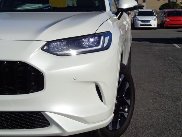 ＺＲ－Ｖ ｅ：ＨＥＶ　Ｚ　ホンダセンシング　９インチフルセグナビ　マルチビューカメラ　レーダークルーズコントロール　ＬＥＤヘッドライト　パドルシフト　パワーバックドア　ＥＴＣ２．０　前後ドライブレコーダー　ステアリングヒーター（13枚目）