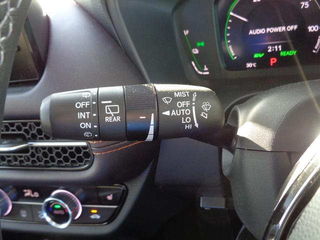 ＺＲ－Ｖ ｅ：ＨＥＶ　Ｚ　ホンダセンシング　９インチフルセグナビ　マルチビューカメラ　レーダークルーズコントロール　ＬＥＤヘッドライト　パドルシフト　パワーバックドア　ＥＴＣ２．０　前後ドライブレコーダー　ステアリングヒーター（47枚目）