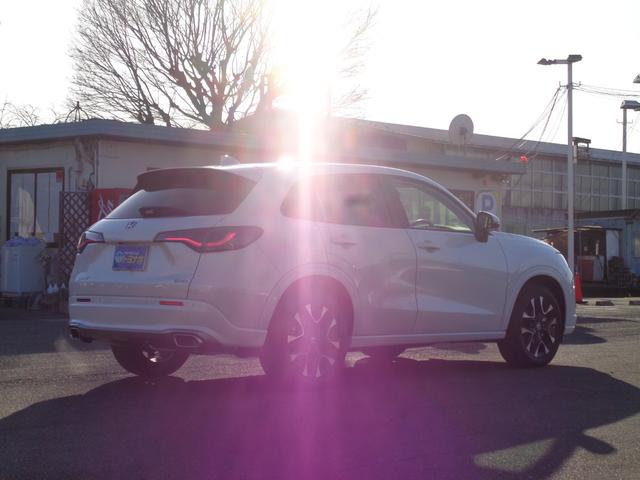 ＺＲ－Ｖ ｅ：ＨＥＶ　Ｚ　ホンダセンシング　９インチフルセグナビ　マルチビューカメラ　レーダークルーズコントロール　ＬＥＤヘッドライト　パドルシフト　パワーバックドア　ＥＴＣ２．０　前後ドライブレコーダー　ステアリングヒーター（64枚目）