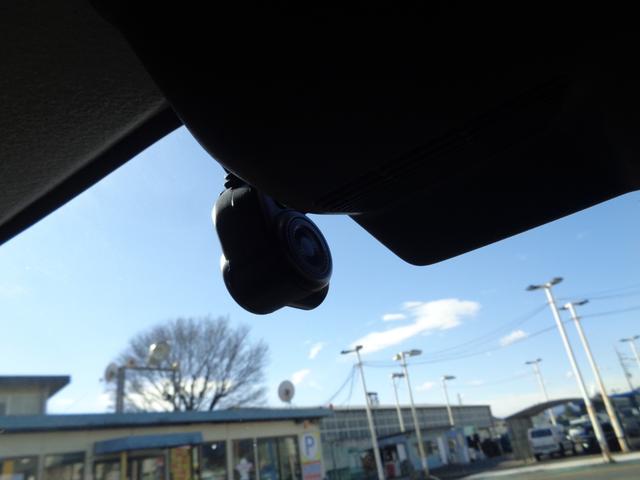 ソリオバンディット ハイブリッドＭＶ　雹凹有　ワンオーナー　デュアルカメラブレーキ　１０インチフルセグナビ　全方位カメラ　後席モニター　両側電動スライドドア　ＥＴＣ　シートヒーター　ヘッドアップディスプレイ　セキュリティアラーム（52枚目）