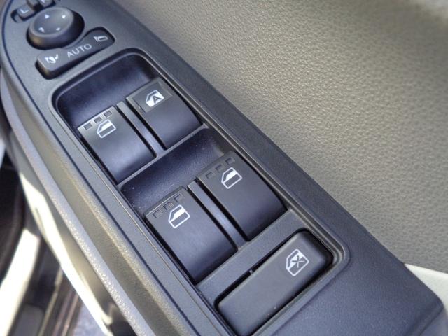 シフォン G スマートアシスト 雹凹有 スマートアシスト フルセグメモリーナビ バックカメラ LEDヘッドライト 電動スライドドア シートヒーター コーナーセンサー キープッシュスタート リアダークガラス セキュリティアラーム(36枚目)